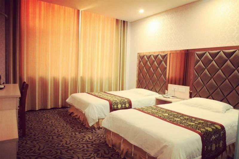Wudangshan Jianpuzhai Hotel Danjiangkou エクステリア 写真