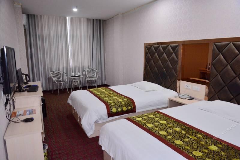 Wudangshan Jianpuzhai Hotel Danjiangkou エクステリア 写真