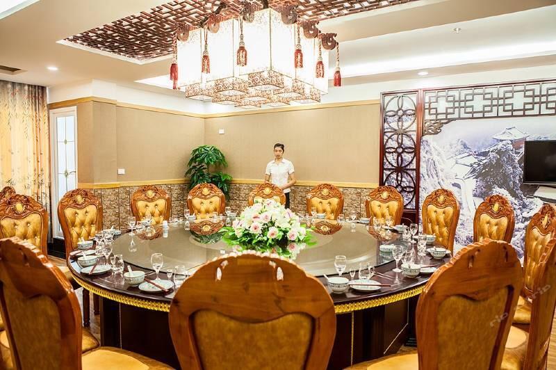 Wudangshan Jianpuzhai Hotel Danjiangkou エクステリア 写真